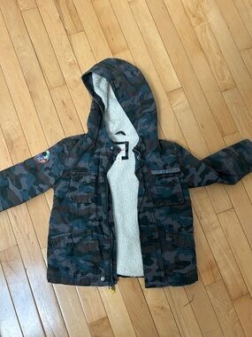 Cat & Jack Green and Black Camo Sherpa Jacket